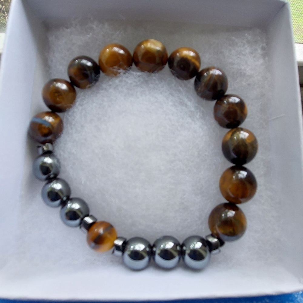 Berslet for men and women so nice..tiger eyes beads handmade jewelry ✨️